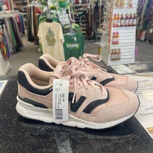 New Balance Women's Pink and Black Sneakers